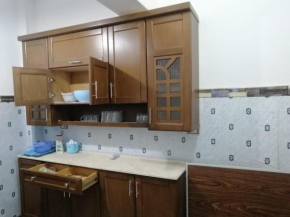 شقق مفروشة وغير مفروشة